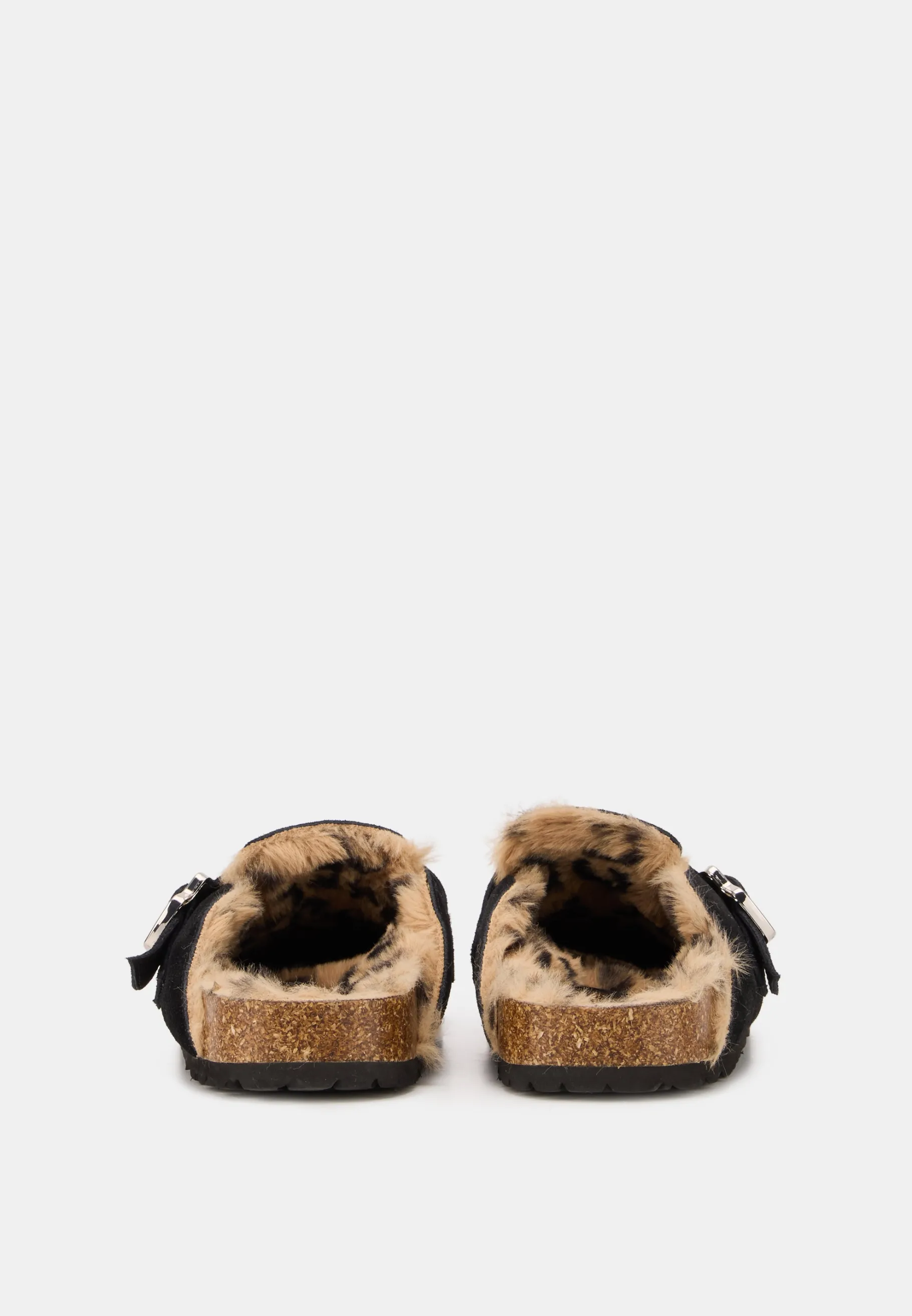 dakotacuir_suede_noir_6.webp Bons Baisers Toutes Les Chaussures | Mules D'Hiver*Dakota-