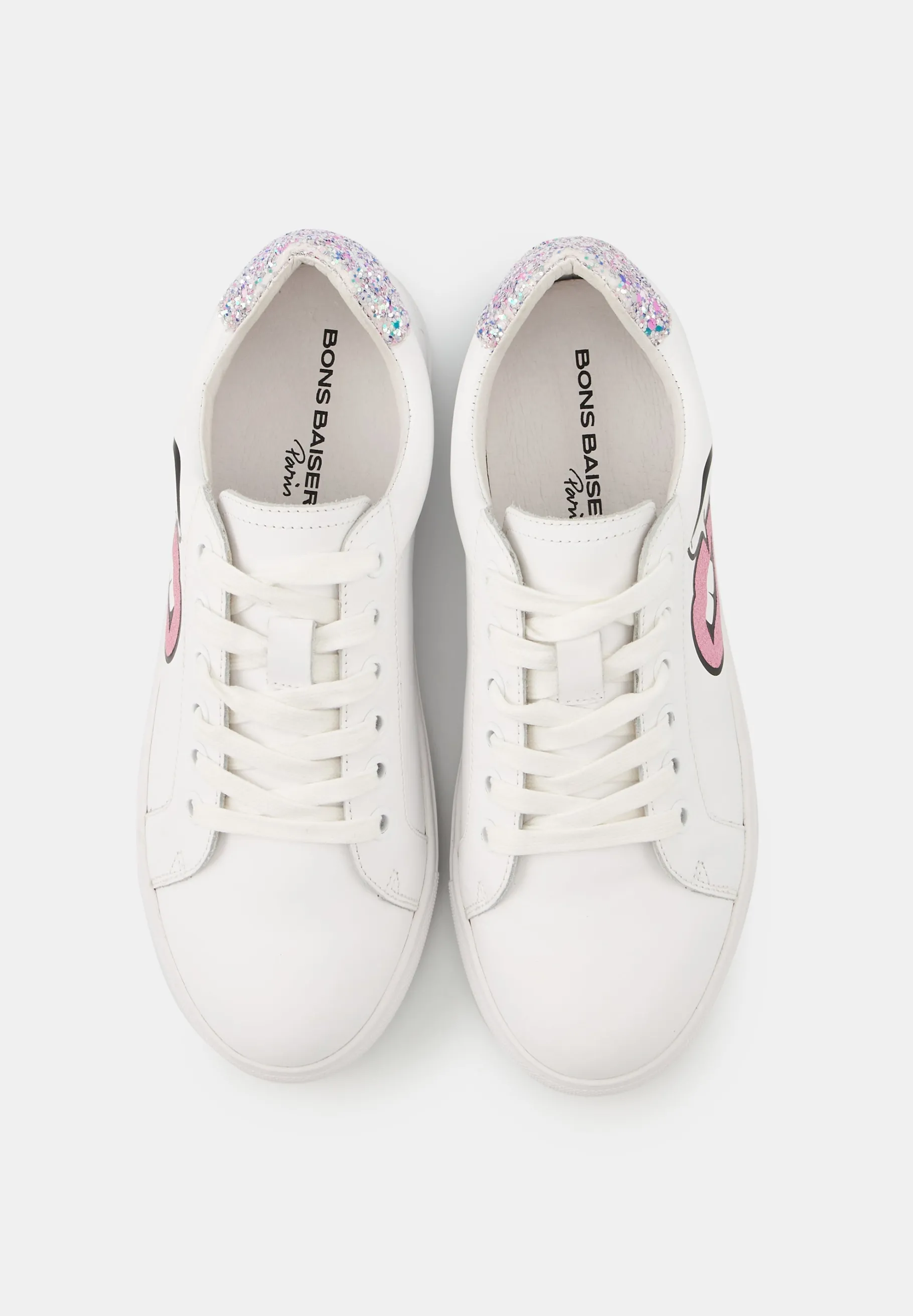 simone_satisfactionenjoy_yourself_7.webp Bons Baisers Simone*Simone Satisfaction-